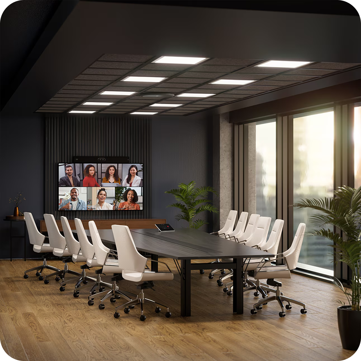 Et konferanserom med et skrivebord og stoler foran en stor skjerm som viser et pågående Webex-møte.